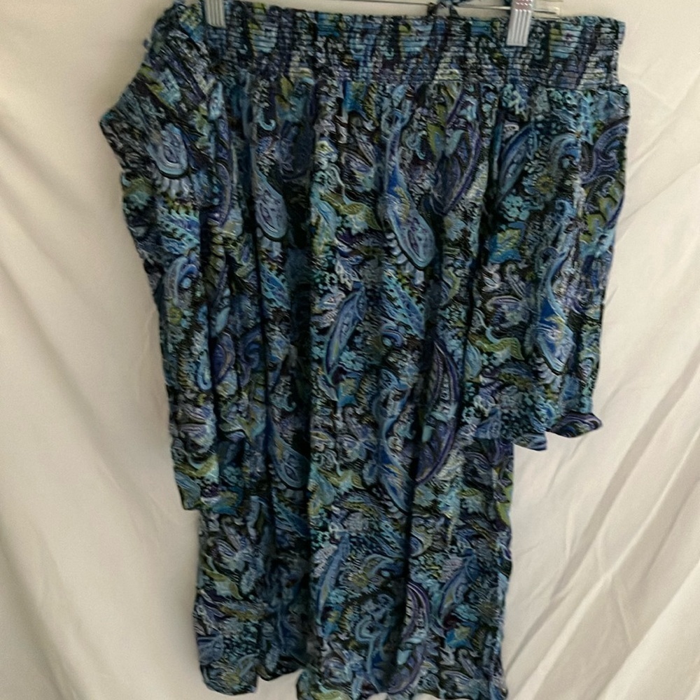 🇺🇸 SALE : Lacana Off the Shoulder (with straps) Blue Paisley Midi Dress-
